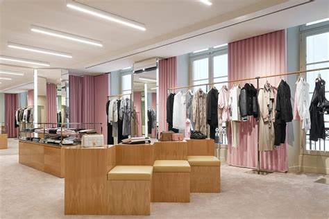 burberry connected store